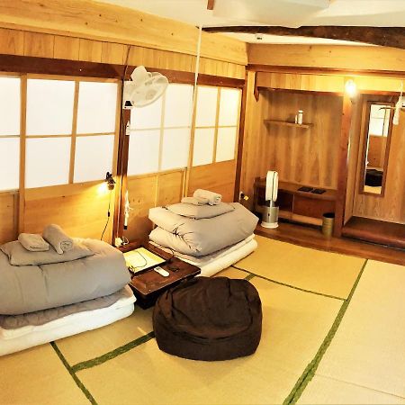 奄美ゲストハウス Hub A Nice Inn Setouchi  Eksteriør billede